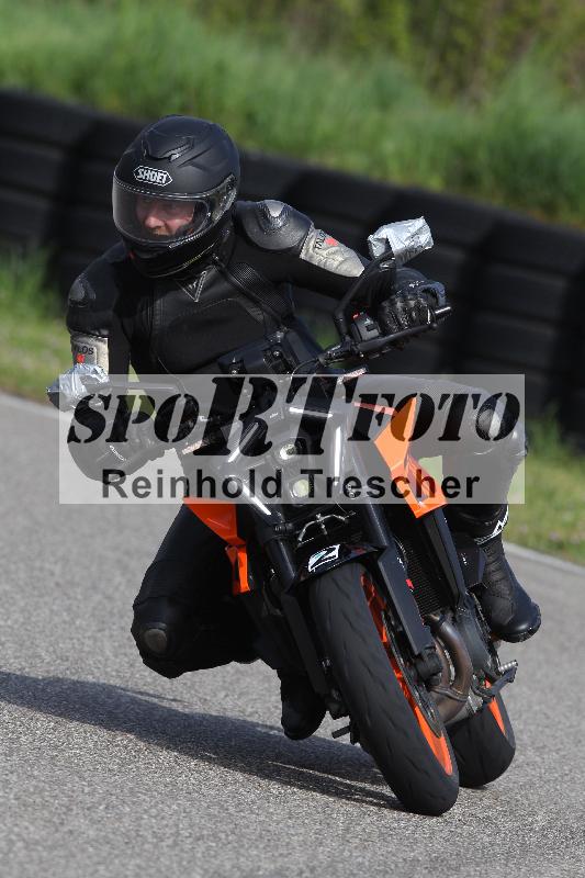 /Archiv-2025/10 23.04.2025 Cornu Master School ADR/gruen-vert/2